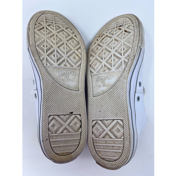 Converse All Star Junior Leather Sneaker Size 6 Blue Spots on‎ Left Side in Pic. - Picture 5 of 8